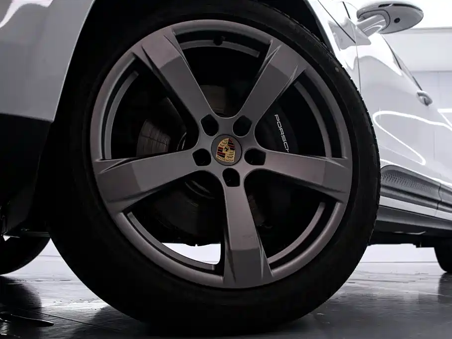 Porsche Macan 2025 Macan 2.0T Dream Chaser Edition фото 16