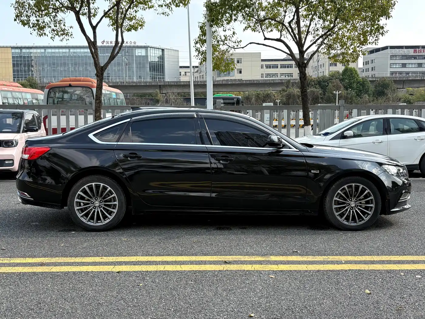 Zotye Z700 2018 2018 Z700H 1.8T DCT Premium