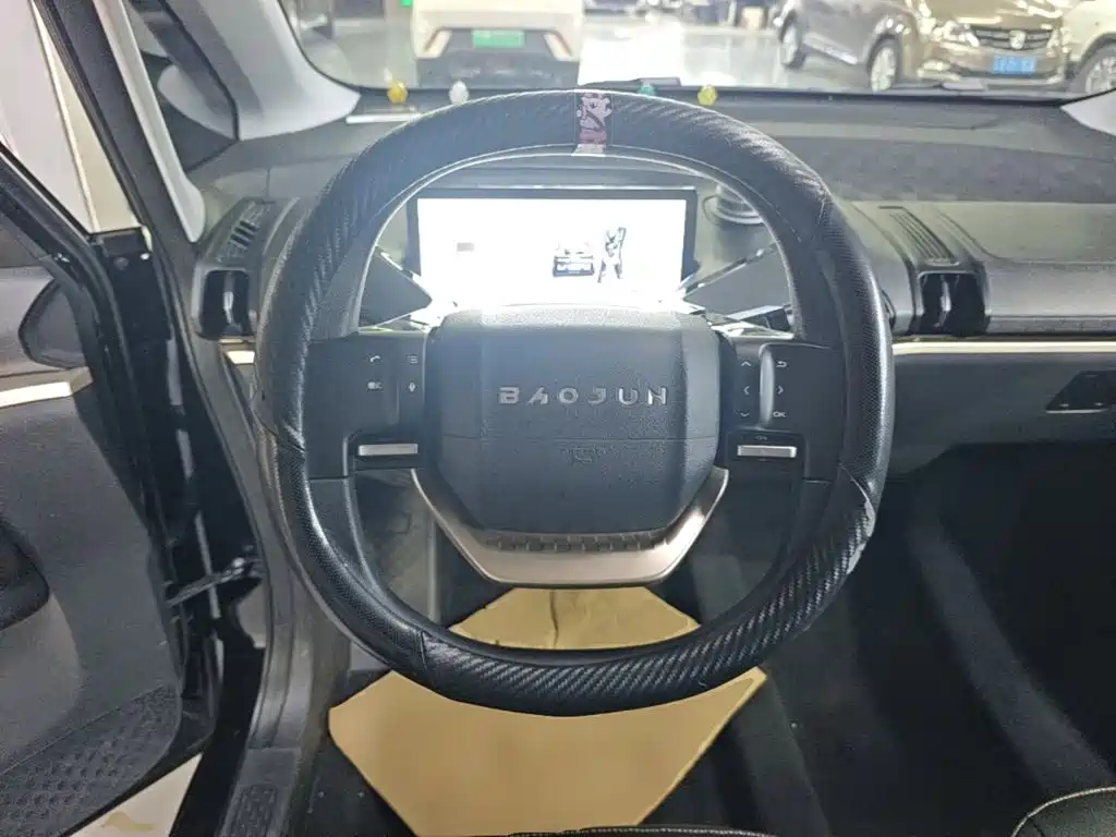 Фото 11 - Baojun KiWi EV