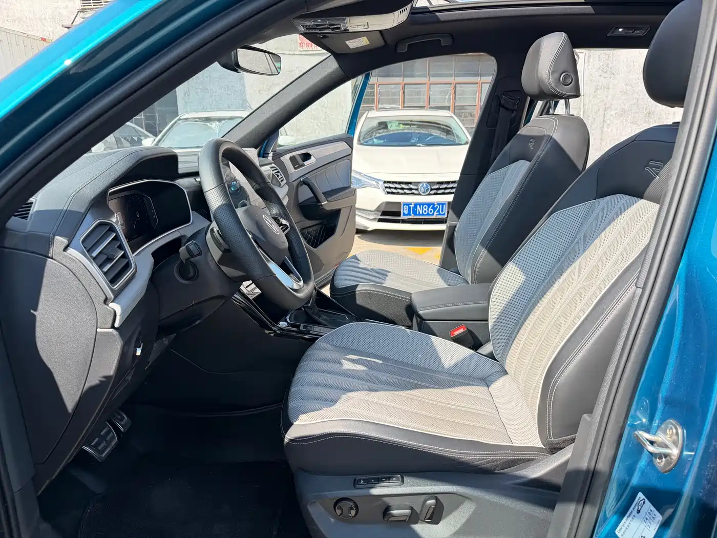 Volkswagen Tayron 2023 Facelift 380TSI 4WD R-Line Pro Smart Edition фото 11