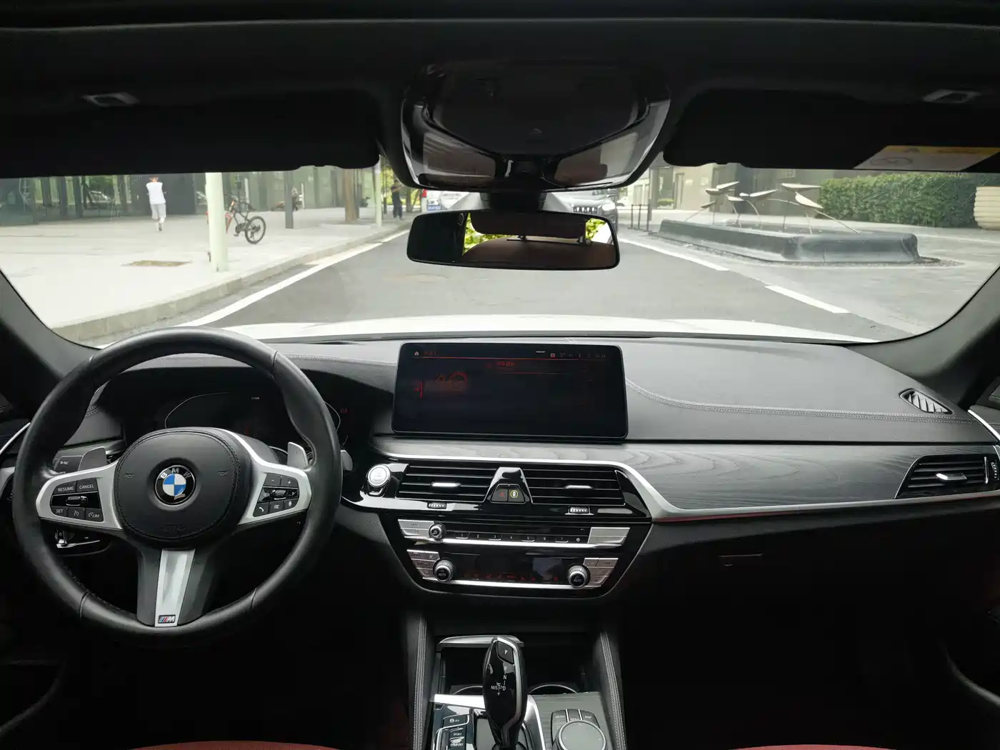 BMW 5 Series 2021 530Li Premium M Sport Package фото 20