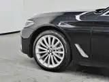 صورة 25 - BMW 5 Series