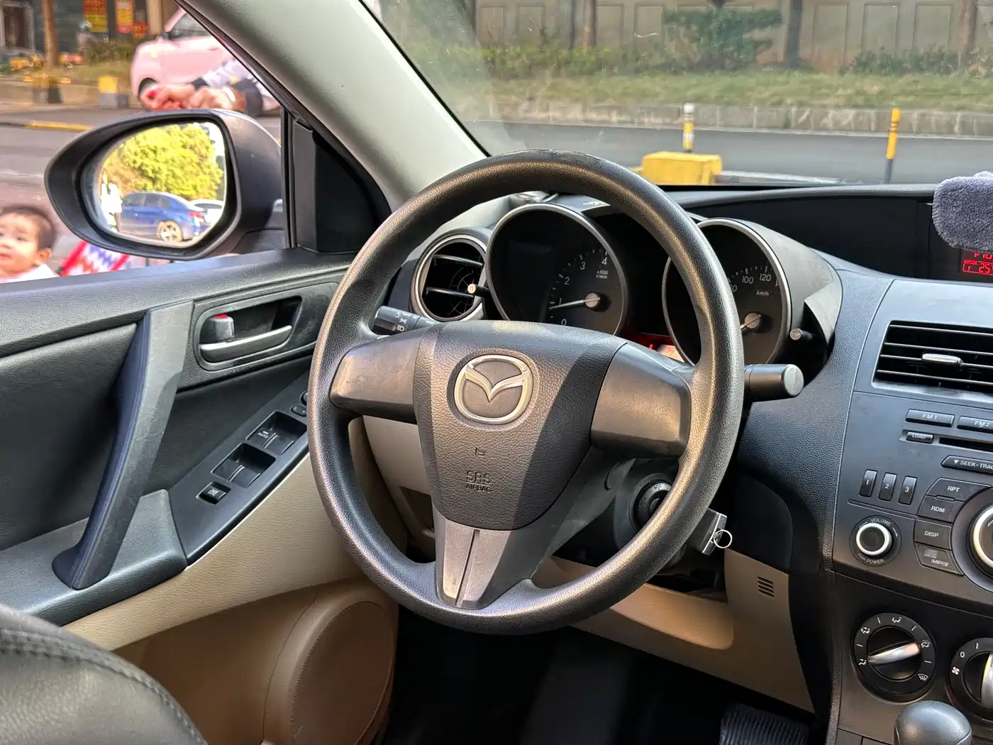 Mazda Mazda3 Axela 2011 2011 Sedan 1.6L Automatic Comfort