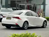 Фото 9 - Lexus IS