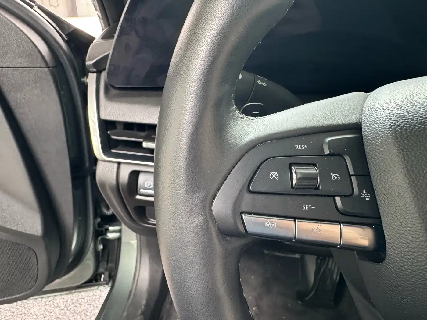 Cadillac CT5 2024 28T Luxury Model Pro фото 28