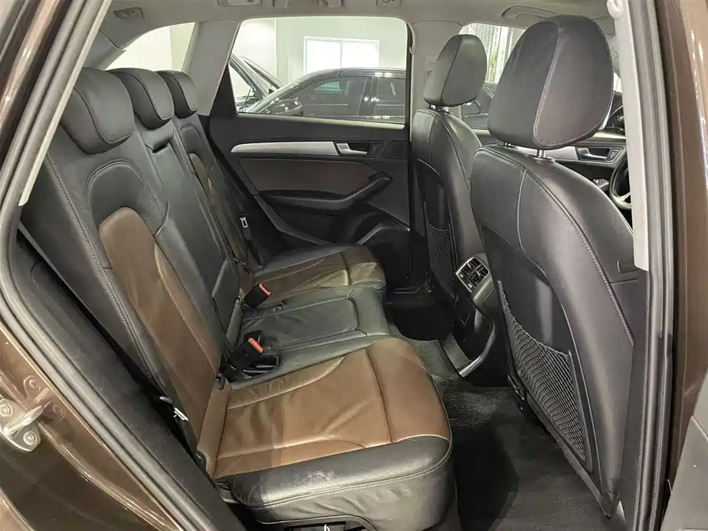 Audi Q5 2016 40 TFSI Technology Model фото 8