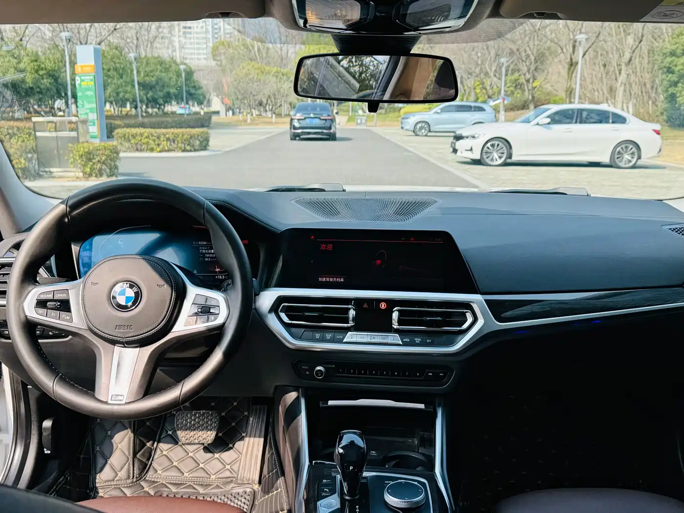 BMW 3 Series 2020 325Li M Sport Package фото 11