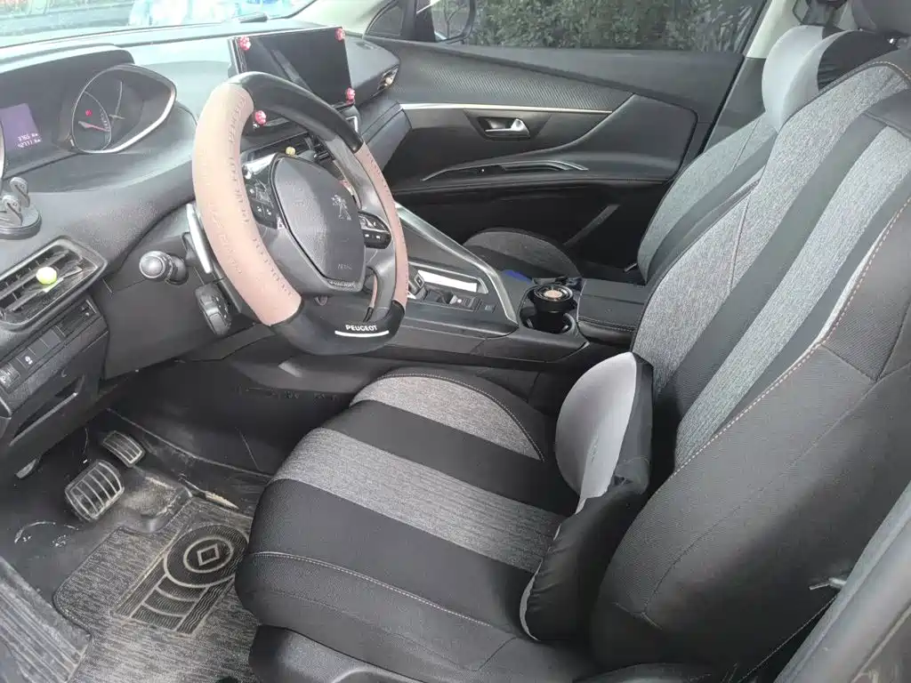 Photo 16 - Peugeot 4008