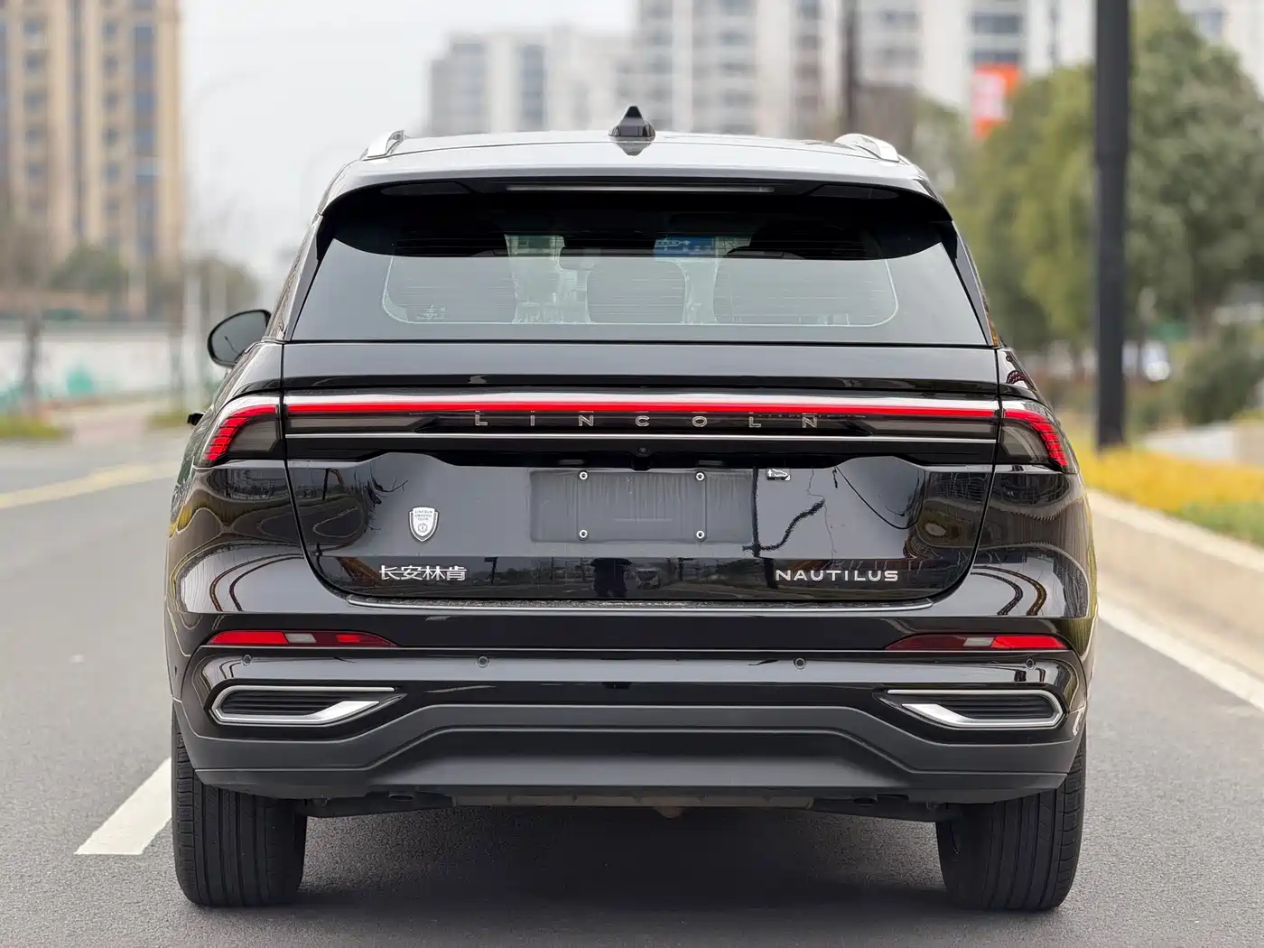Lincoln Nautilus 2023 2.0T 4WD Excellence Edition фото 9