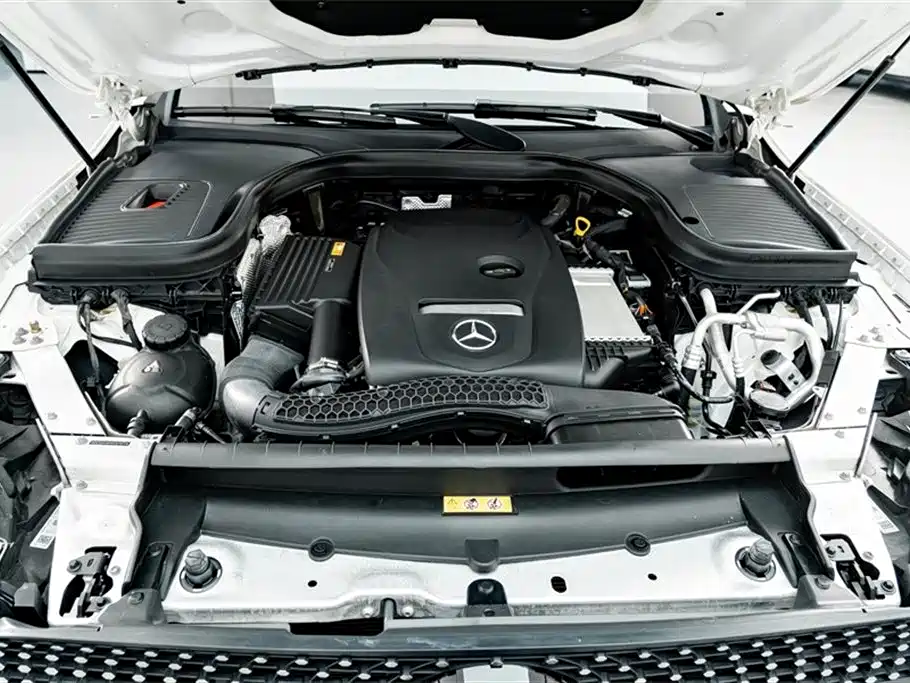 Mercedes-Benz GLC Coupe 2019 GLC 200 4MATIC Coupe SUV фото 24