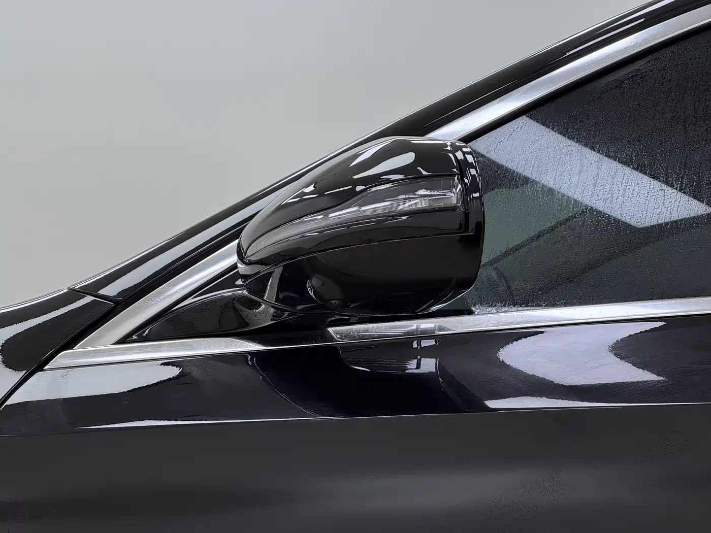Mercedes-Benz E-Class 2022 E 300 L Luxury фото 34