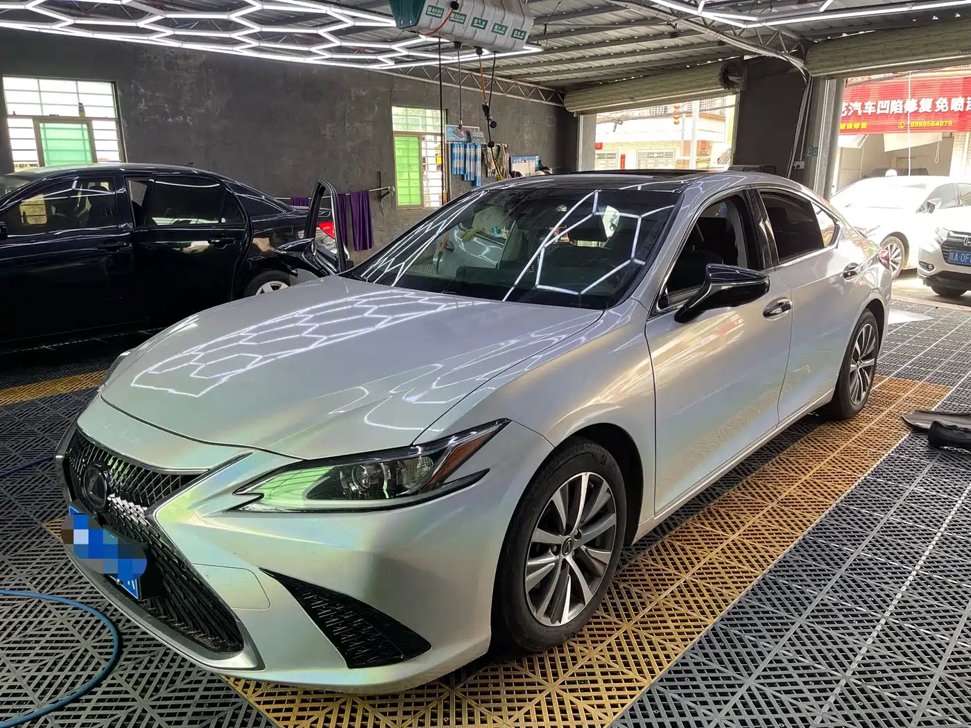Lexus ES 2018 200 Excellence Edition China V