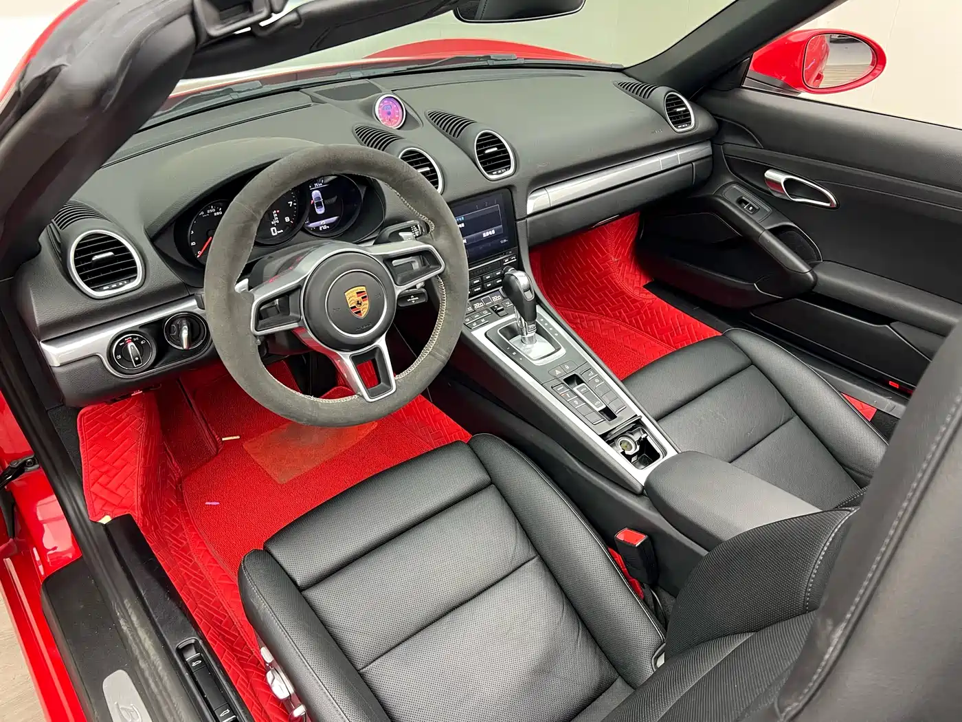 Porsche 718 2018 Boxster 2.0T фото 9