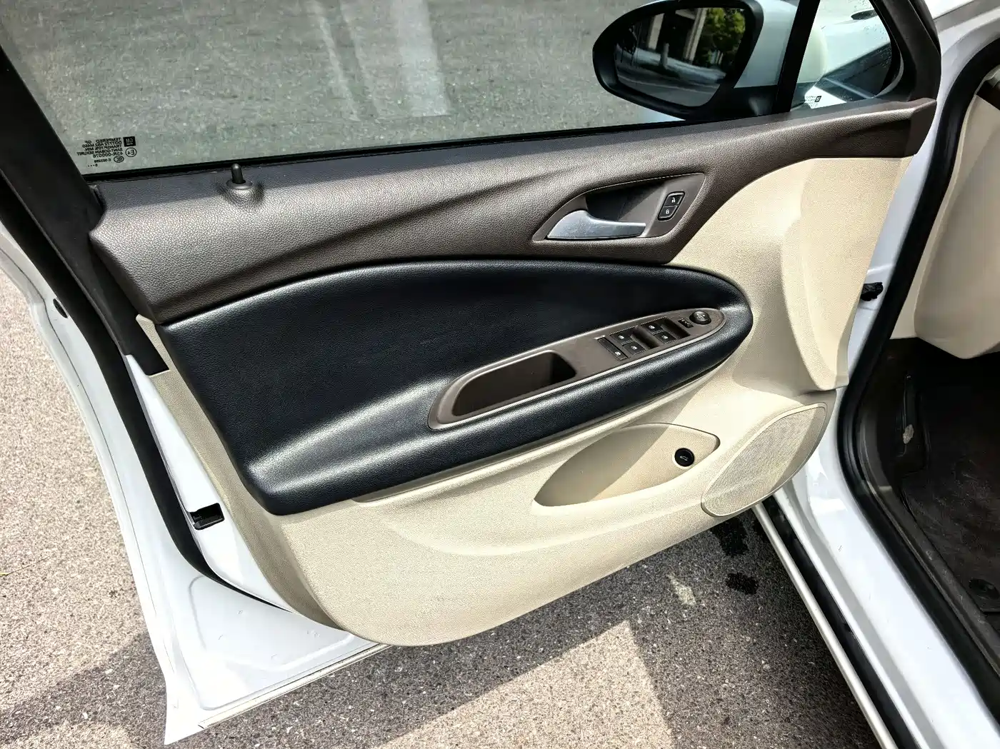 Buick Verano 2015 Sedan 15S Automatic Progressive фото 16