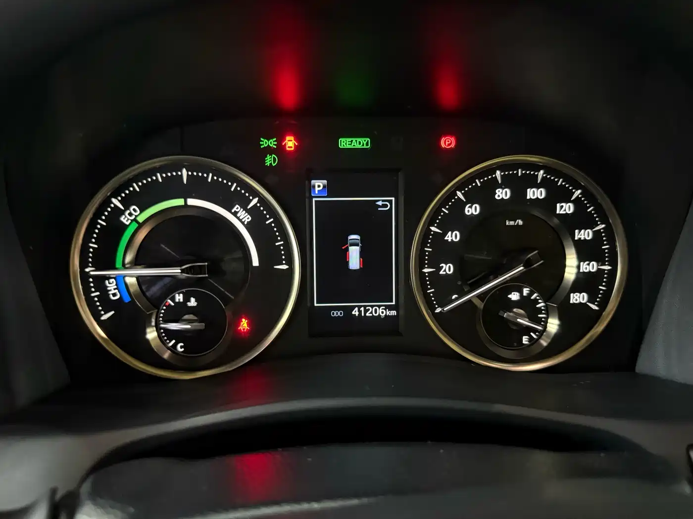 Toyota Alphard 2021 Hybrid 2.5L Luxury фото 19