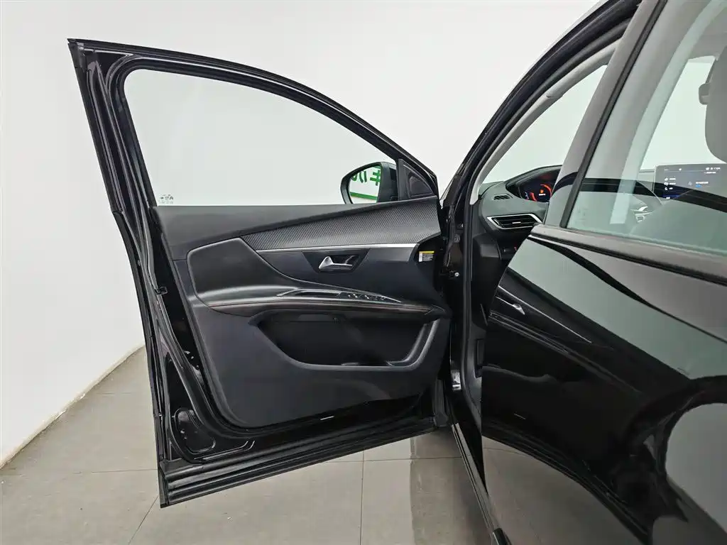 Peugeot 5008 2017 350THP 7-seat Elite Edition фото 8