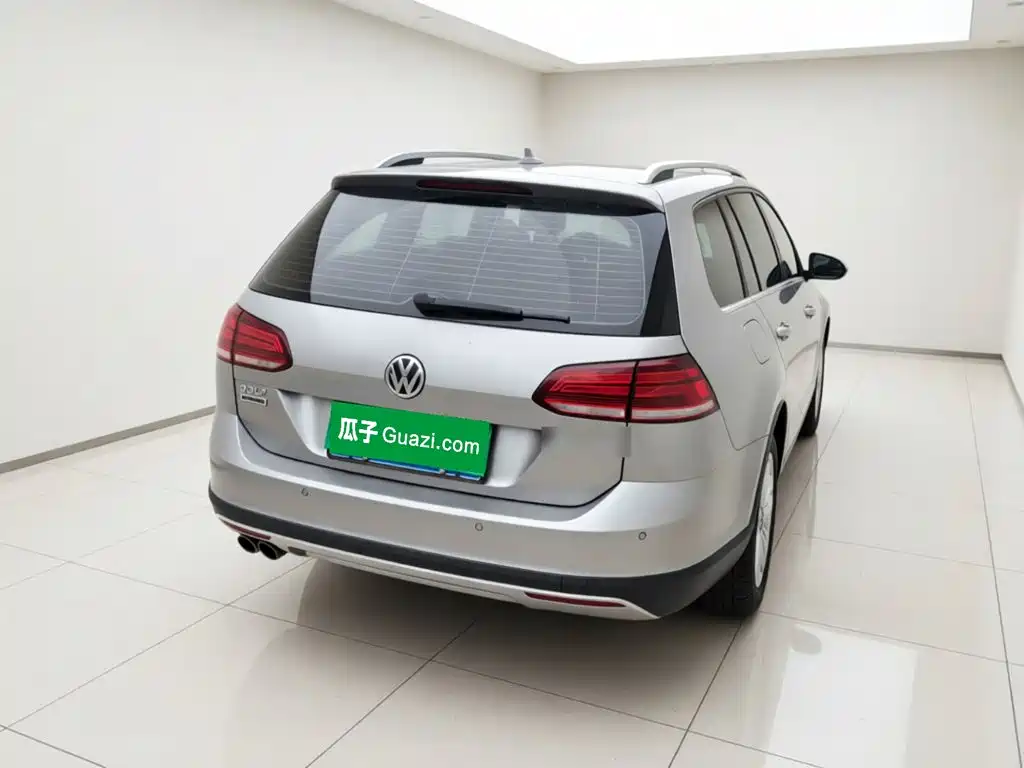 Volkswagen Golf (Import) 2020 2019 1.8TSI Wagon