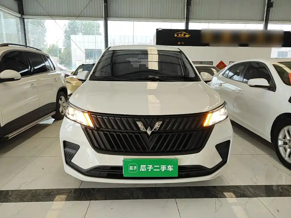 Wuling Motors Wuling Jiachen 2024 2022 1.5L Manual Joy Elite
