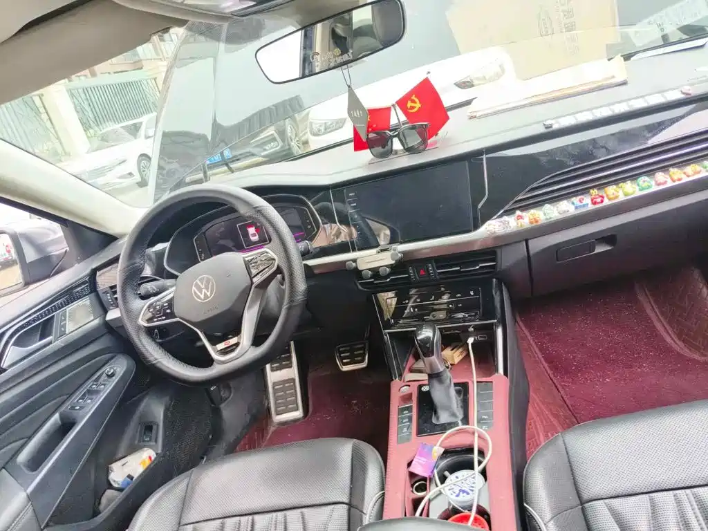 Photo 12 - Volkswagen Passat