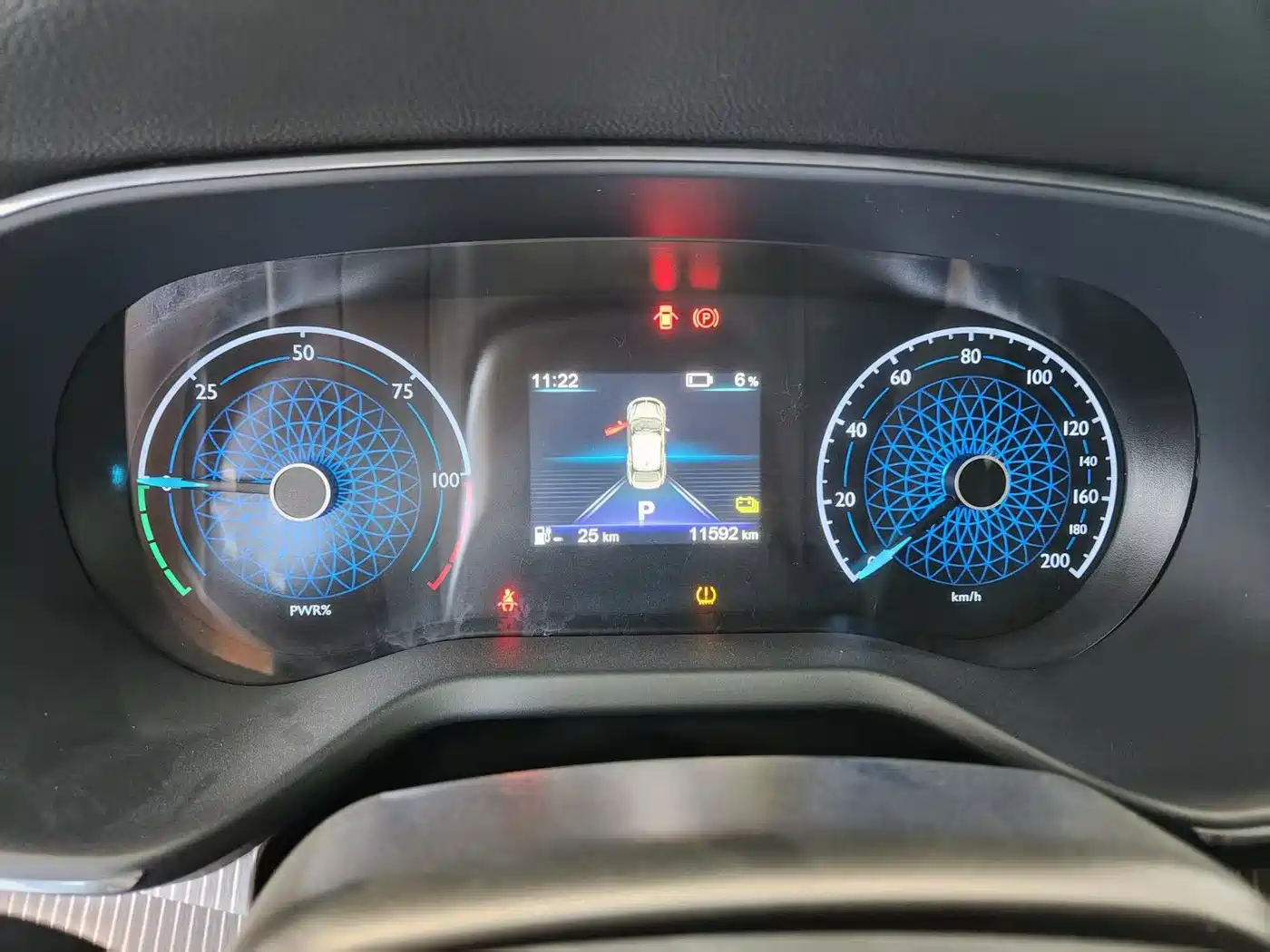 Hongqi E-QM5 2022 431km Charging Enjoyment Edition фото 6
