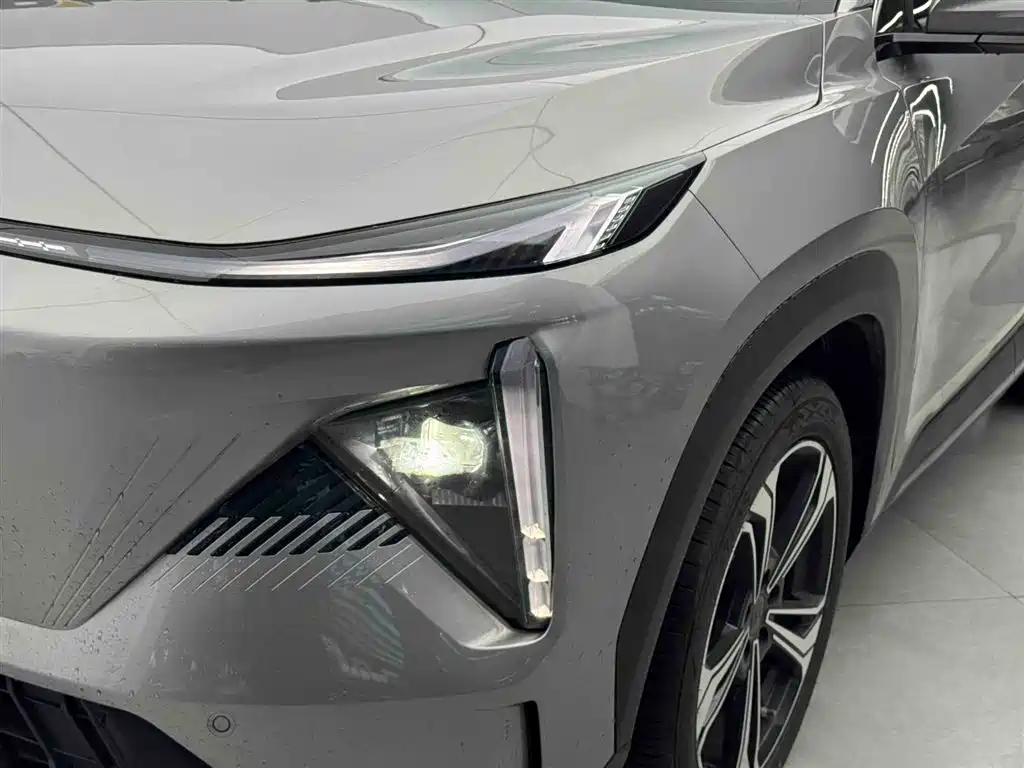 Geely Galaxy Galaxy L7 2023 1.5T 115km Starship фото 3