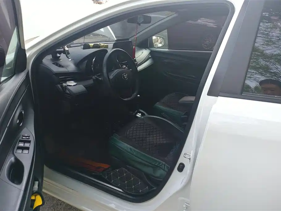 Toyota YARiS L Zhi Xiang 2021 1.5L CVT Leading Edition фото 9