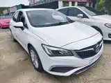 Фото 4 - Buick Verano