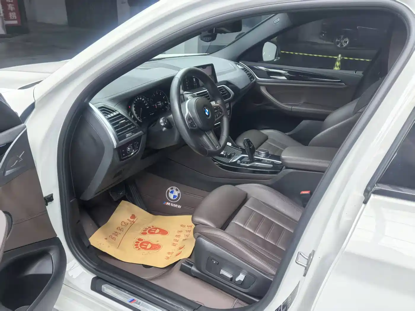 Photo 9 - BMW X4