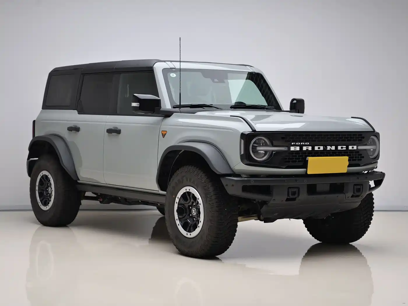 Ford Bronco 2025 2024 2.3T Badlands