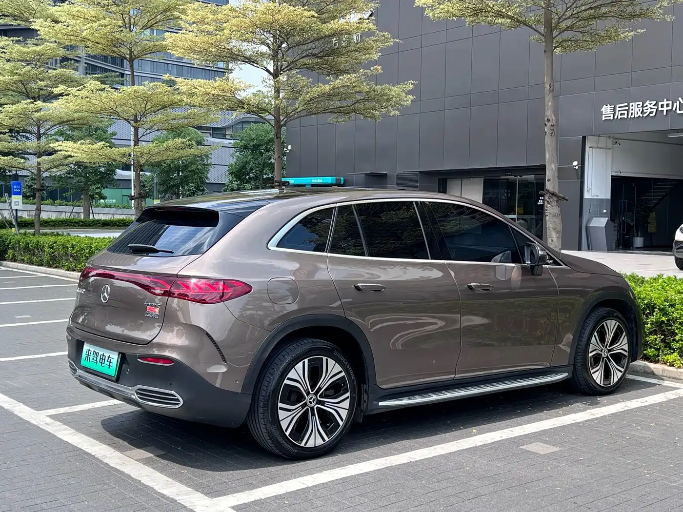 Mercedes-Benz EQE SUV 2023 2023 350 4MATIC Luxury Edition