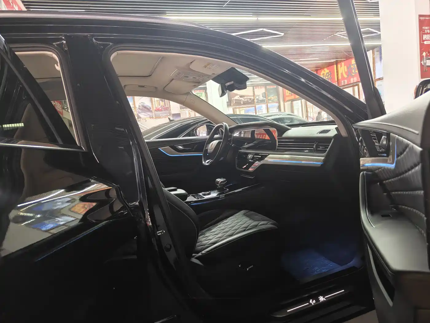 Hongqi HS5 2019 2.0T Smart Connect Joy Edition фото 8