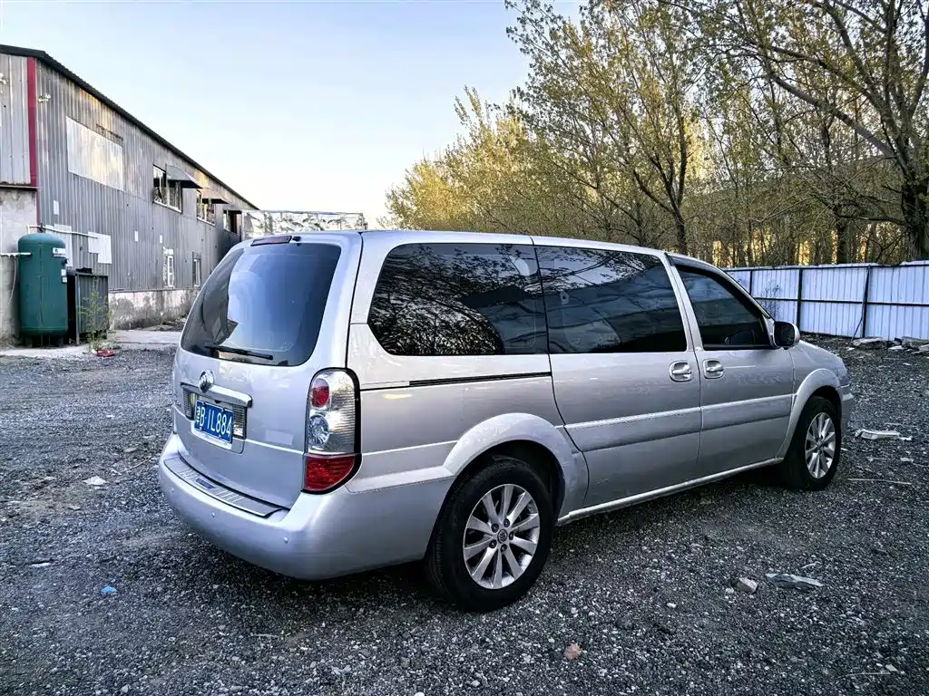 Buick GL8 2013 2.4L Comfort Edition фото 14