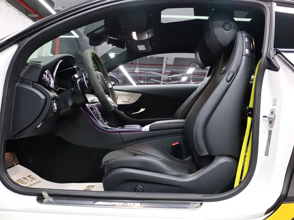 Mercedes-Benz C-Class AMG 2021 AMG C 63 Coupe фото 8