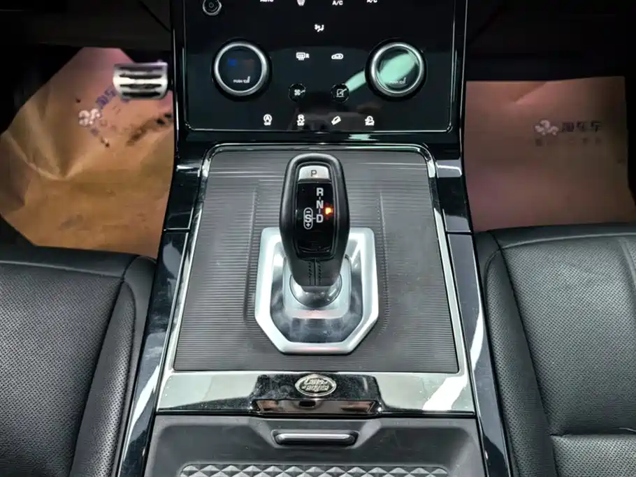 LAND ROVER RANGE ROVER AURORA