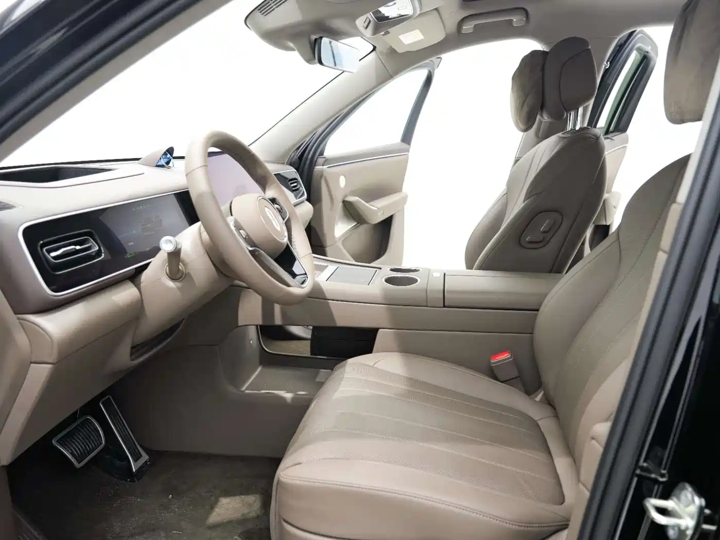 AITO Wenjie AITO M7 2026 Extended Range Ultra AWD 5-Seater фото 17