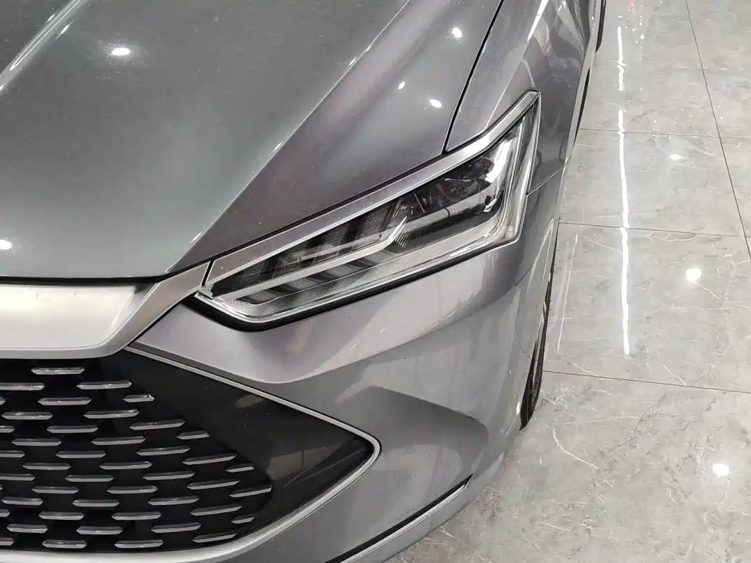 BYD Qin PLUS 2021 DM-i 55KM Flagship фото 10