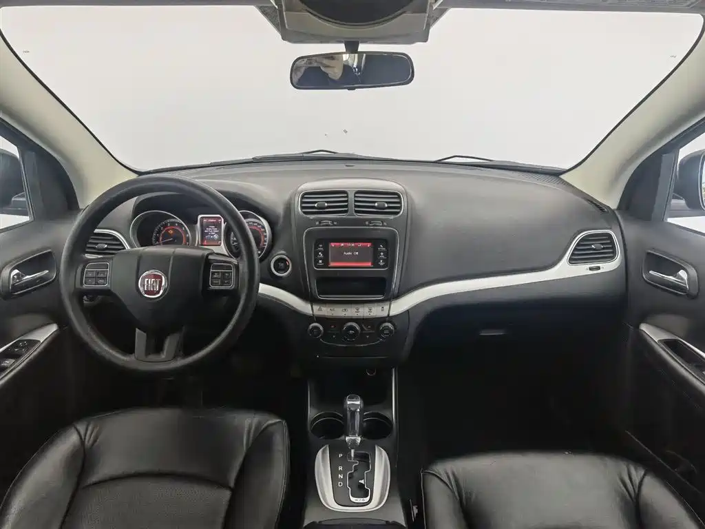 Fiat Freemont 2012 2.4L Comfort Edition фото 5