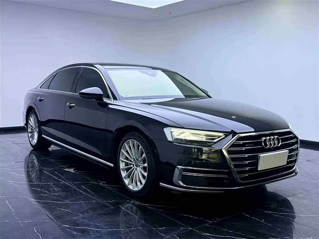 Audi A8 2018 A8L 55 TFSI quattro Launch Premium фото 3