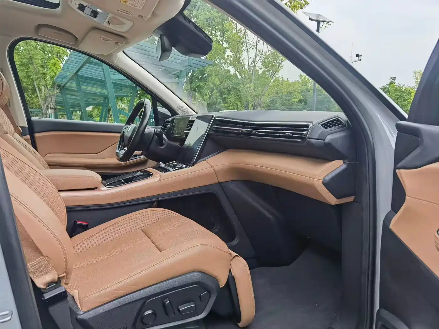 NIO ES8 2019 2018 355KM Standard 6-Seater