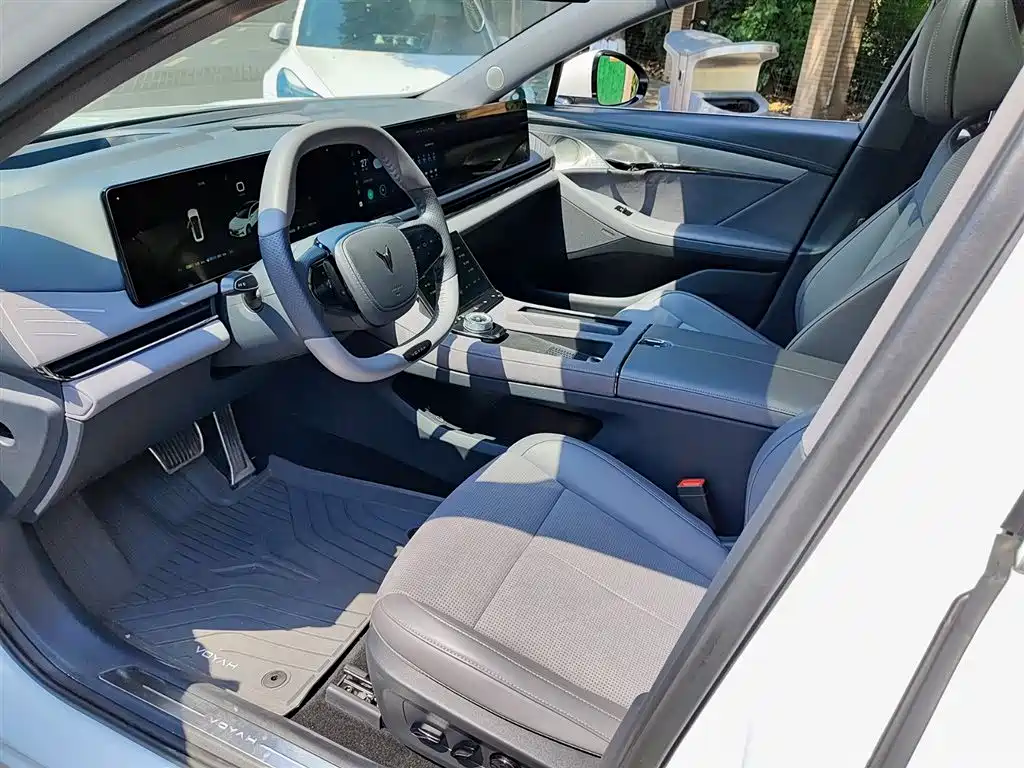 Voyah Auto VOYAH Zhuiguang 2024 PHEV AWD Ultra Long Range Flagship фото 7
