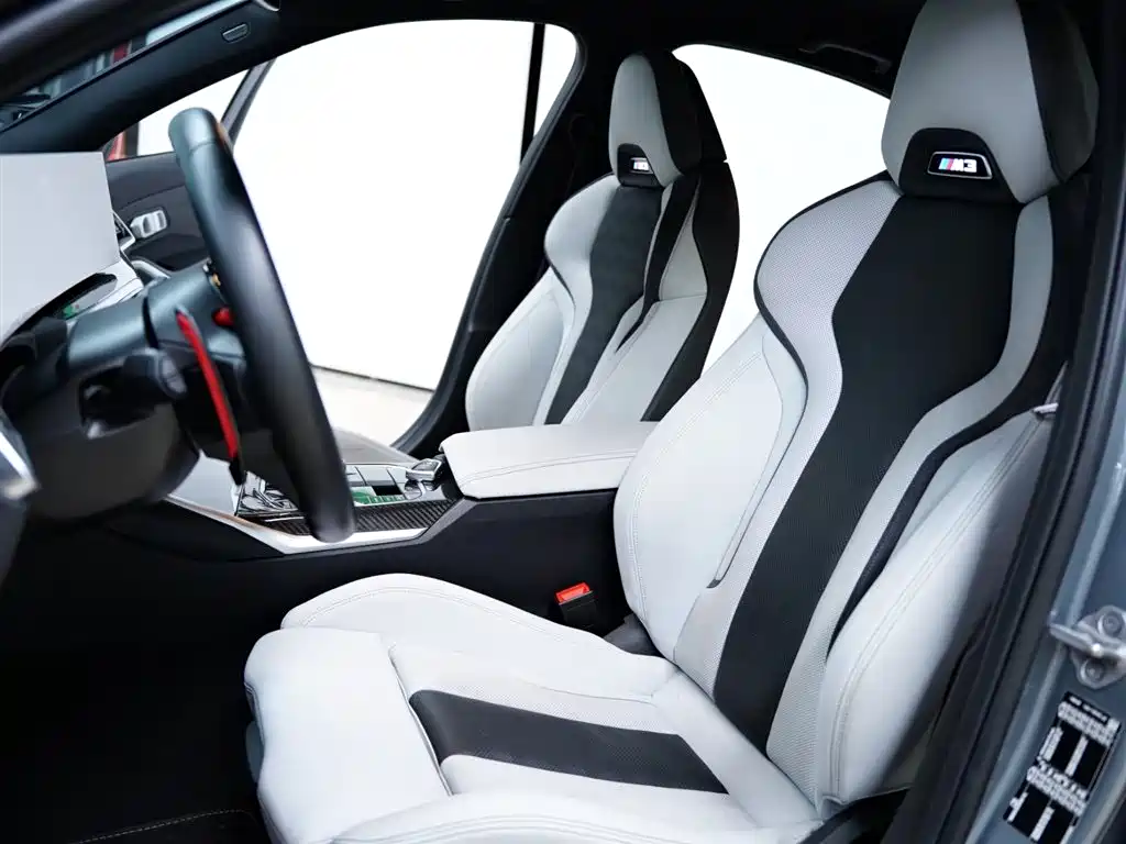 BMW M3 2023 M3 Sedan Thunder Edition фото 28