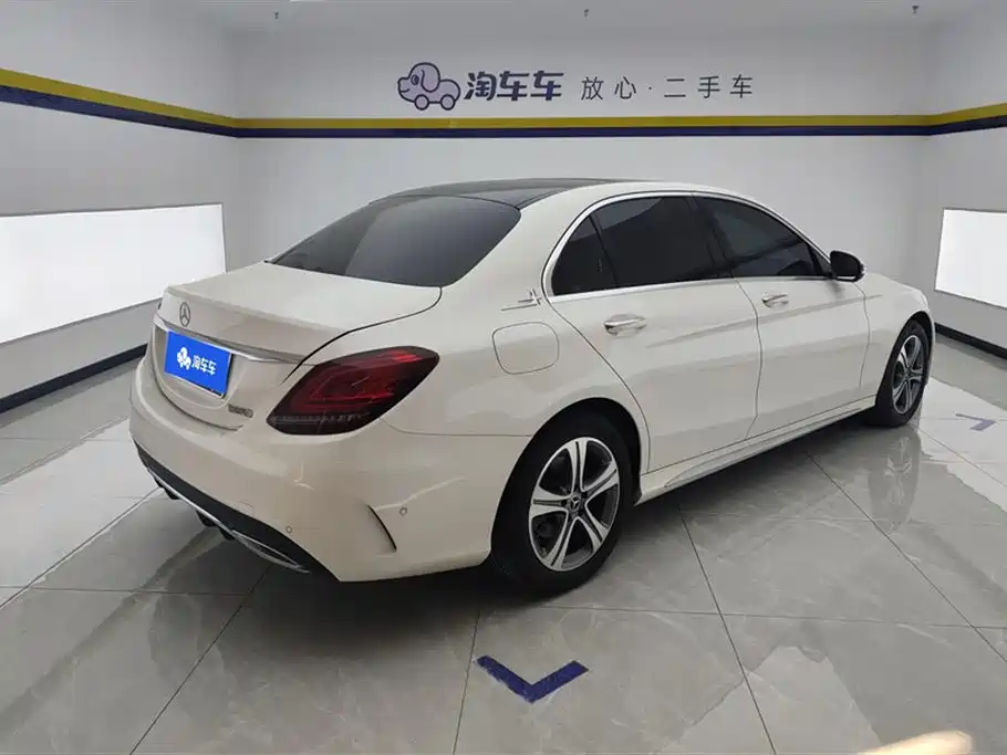 Mercedes-Benz C-Class 2021 C 260 L Sport Edition фото 3