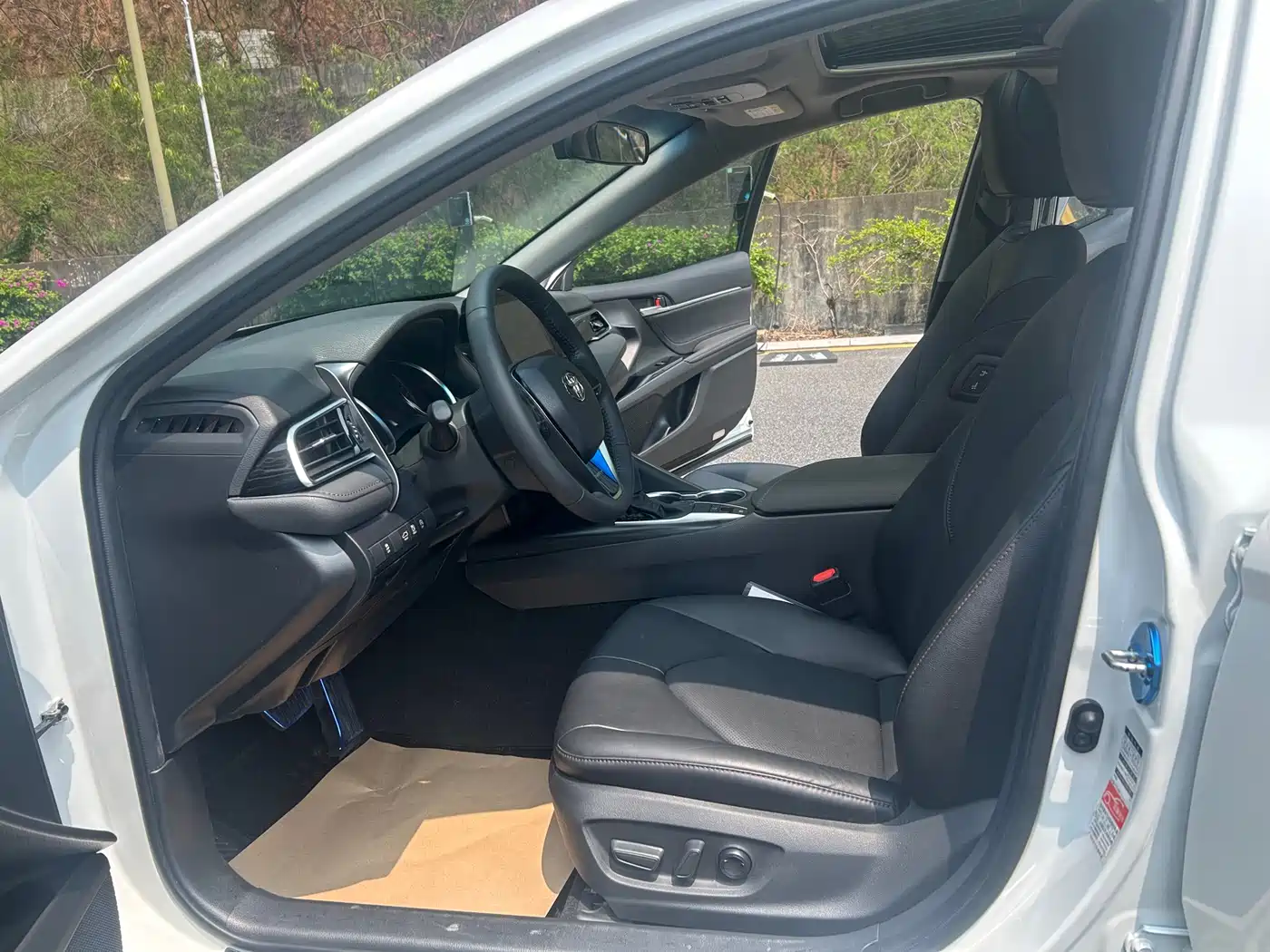 Toyota Camry 2022 2.0GVP Leading Edition фото 5