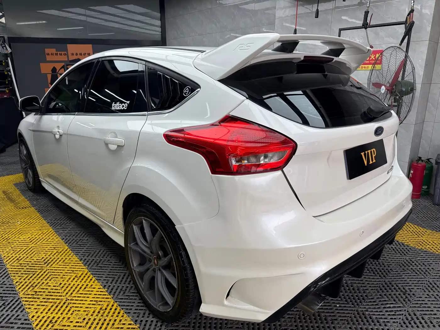 Фото 9 - Ford Focus