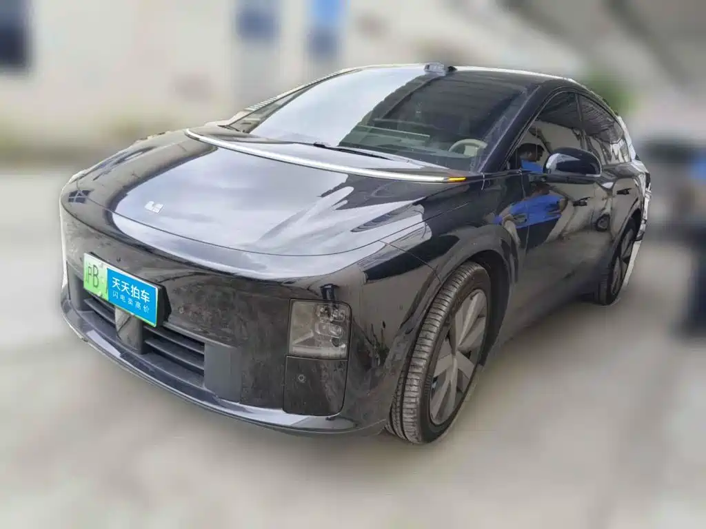 Li Auto Li Auto i6 2025 4WD Base Model