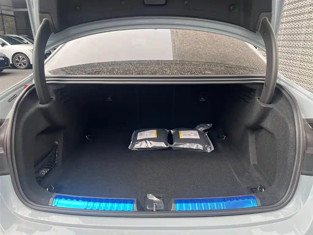 Audi A5L 2025 2.0T Sport Edition Plus фото 14