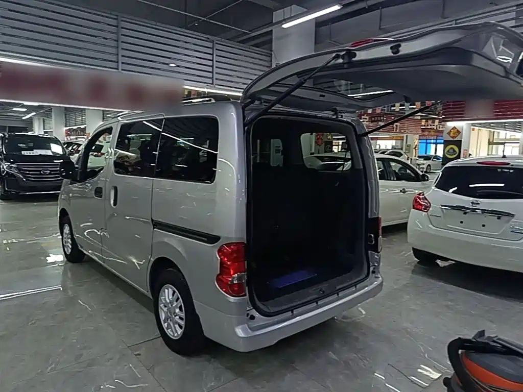 Nissan NV200 2014 2013 1.6L Luxury (China IV)