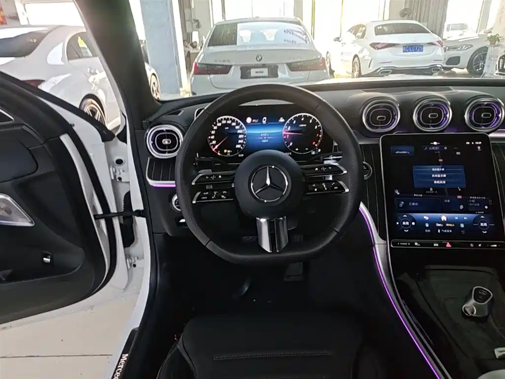 Mercedes-Benz C-Class 2025 C 260 L Night Sport Edition фото 11
