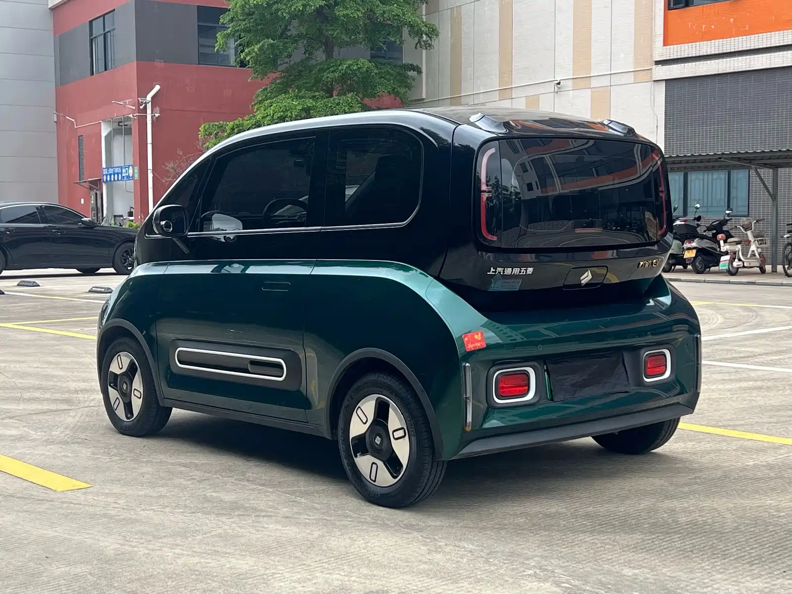 Фото 3 - Baojun KiWi EV