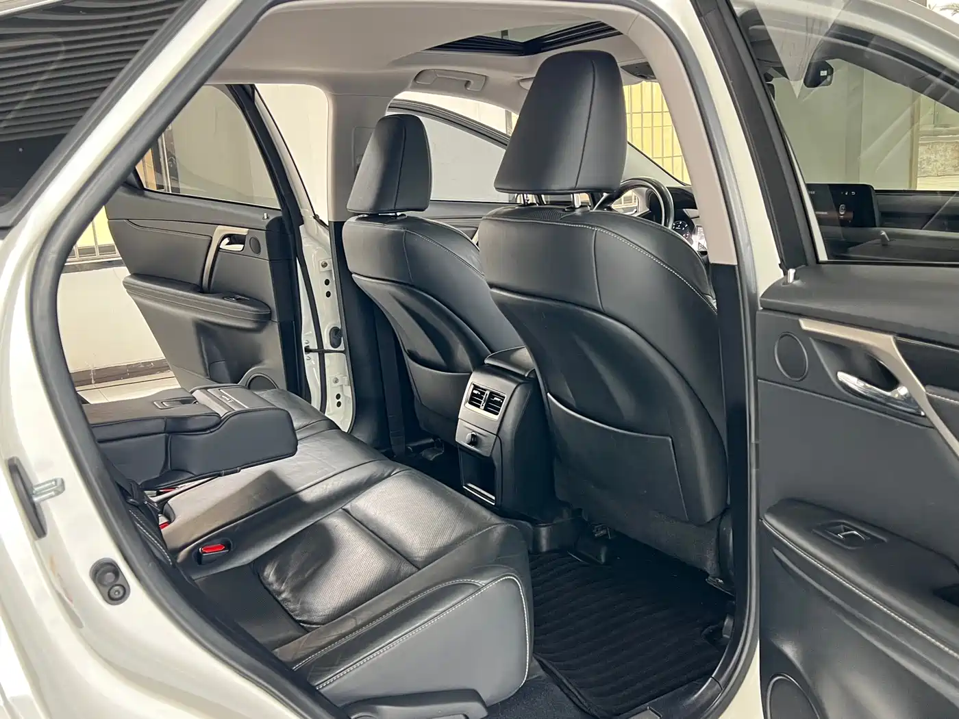 Lexus RX 2016 300 2WD Comfort Edition China V фото 18